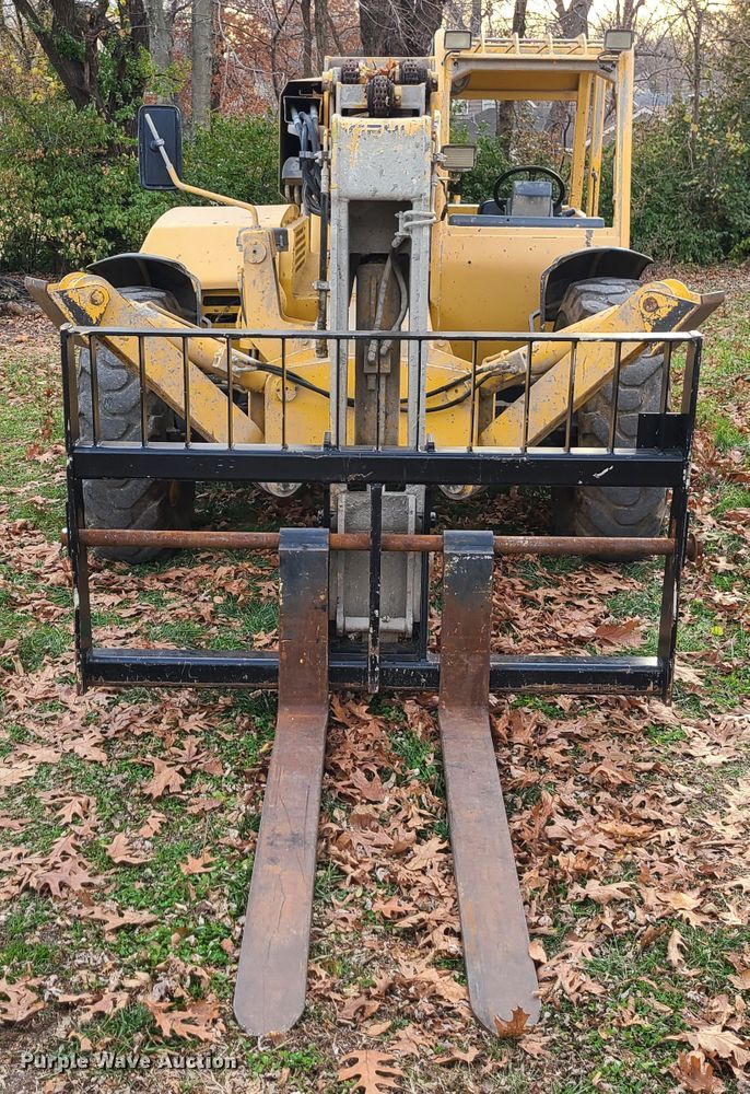 image for item DL0104 Gehl DL10H55  telehandler