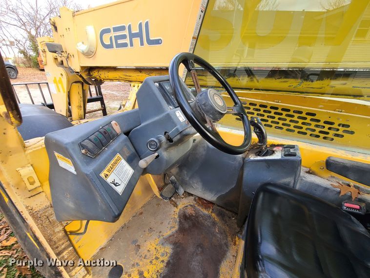 image for item DL0104 Gehl DL10H55  telehandler