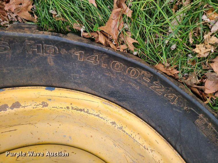 image for item DL0104 Gehl DL10H55  telehandler