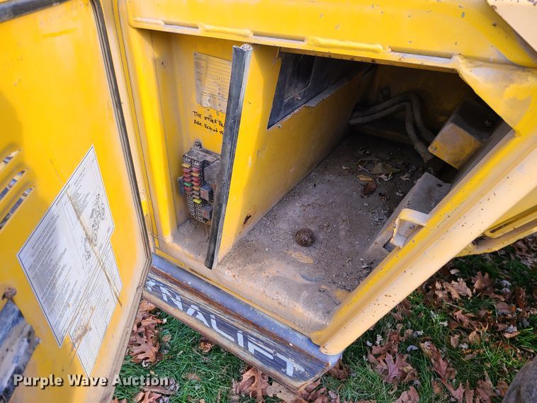 image for item DL0104 Gehl DL10H55  telehandler