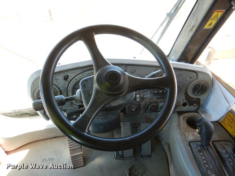 image for item DL0677 2008 Caterpillar 775F  haul truck