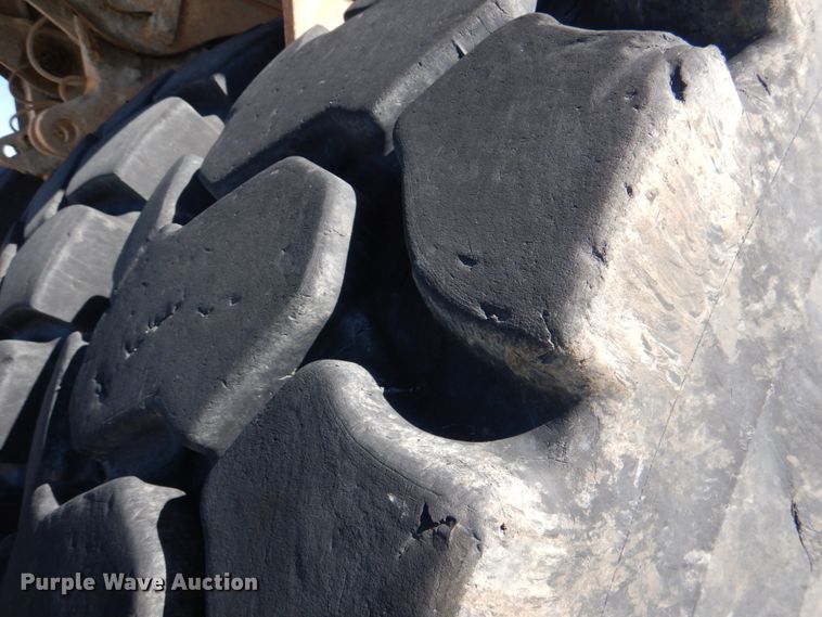 image for item DL0677 2008 Caterpillar 775F  haul truck