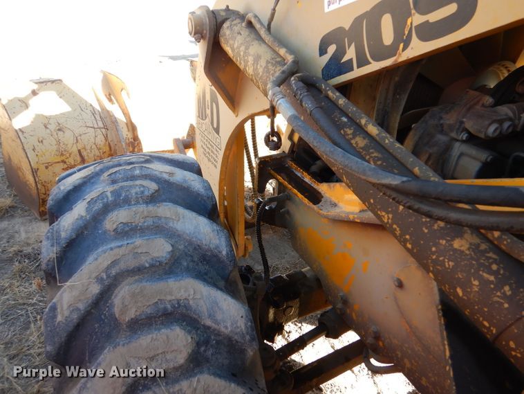 image for item DL3523 1996 JCB 210S  backhoe