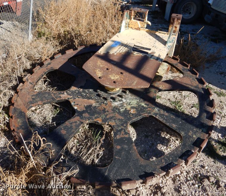 image for item DL3525 Wheel compactor