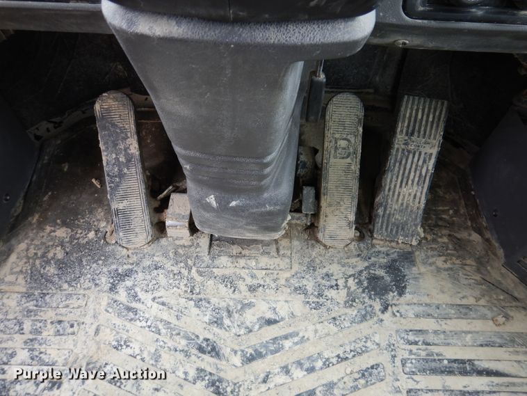 image for item DL5859 Kawasaki 80ZV  wheel loader