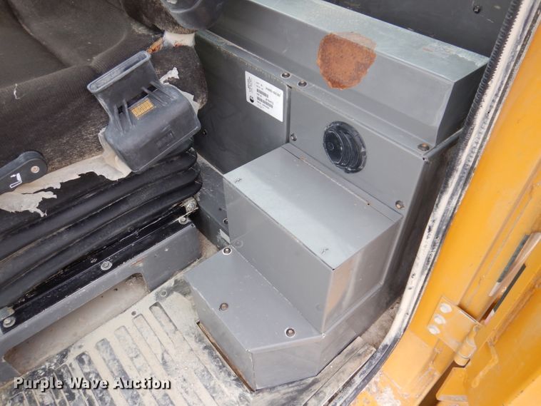 image for item DL5859 Kawasaki 80ZV  wheel loader