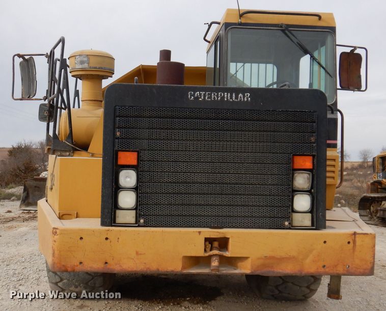 image for item DL5860 2001 Caterpillar D400E  Series II haul truck