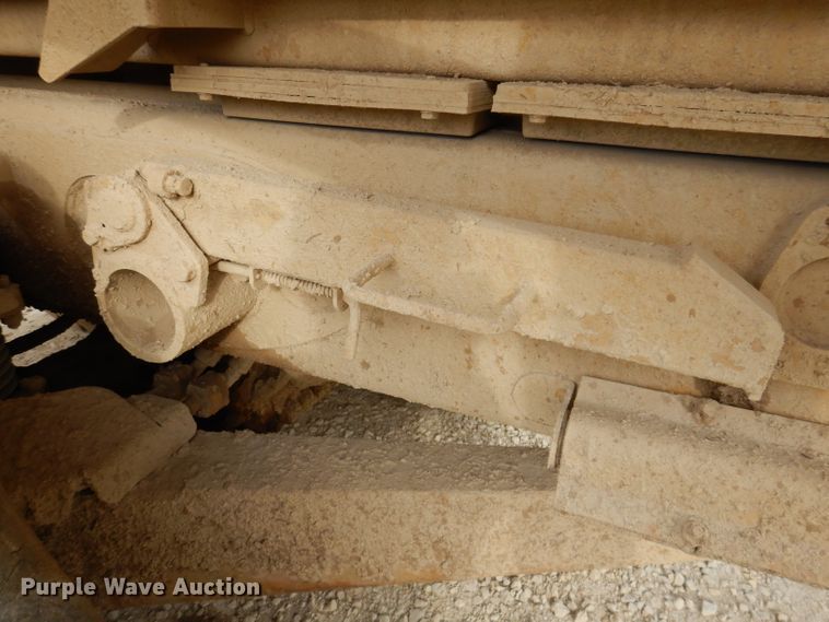 image for item DL5860 2001 Caterpillar D400E  Series II haul truck