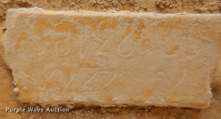 image for item DL5860 2001 Caterpillar D400E  Series II haul truck