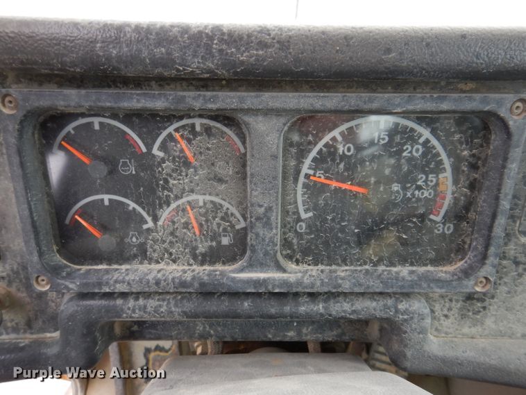 image for item DL5860 2001 Caterpillar D400E  Series II haul truck