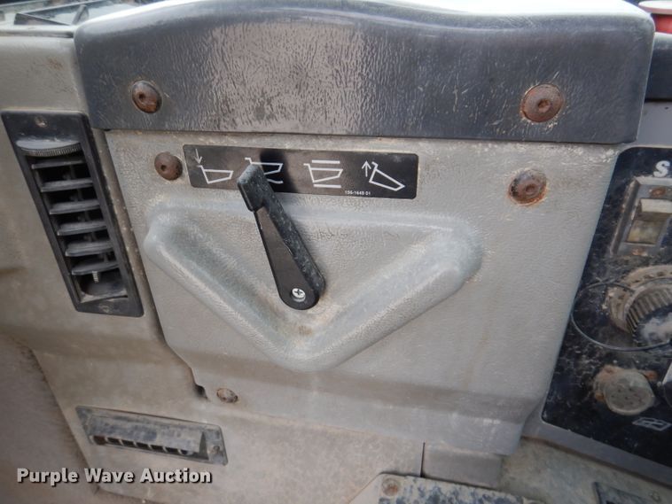 image for item DL5860 2001 Caterpillar D400E  Series II haul truck