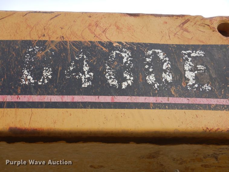 image for item DL5860 2001 Caterpillar D400E  Series II haul truck