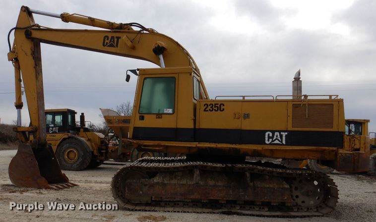 image for item DL5861 1991 Caterpillar 235C  excavator