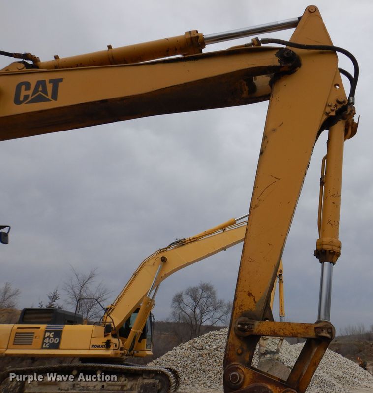 image for item DL5861 1991 Caterpillar 235C  excavator