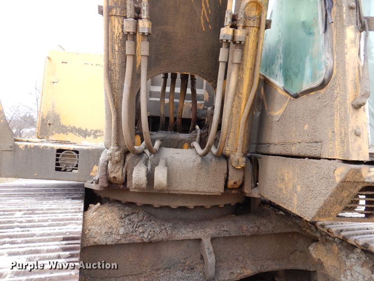 image for item DL5861 1991 Caterpillar 235C  excavator