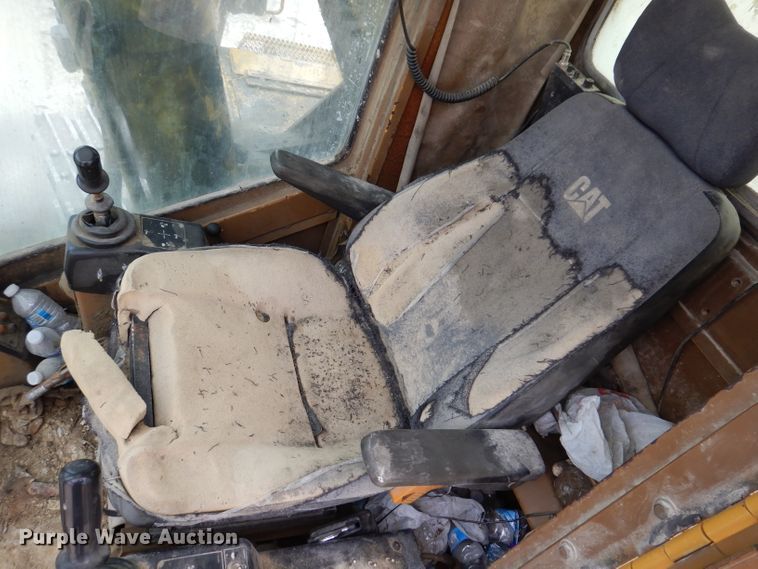 image for item DL5861 1991 Caterpillar 235C  excavator