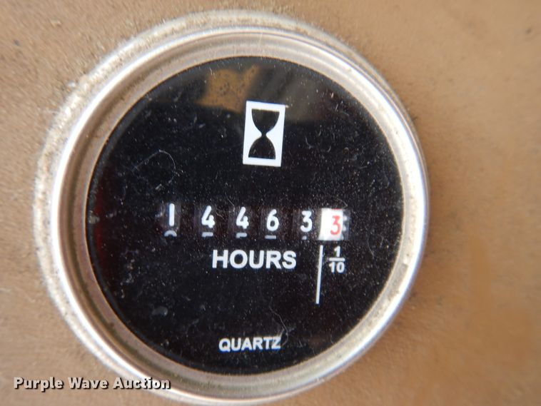 image for item DL5861 1991 Caterpillar 235C  excavator