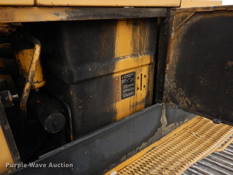 image for item DL5861 1991 Caterpillar 235C  excavator