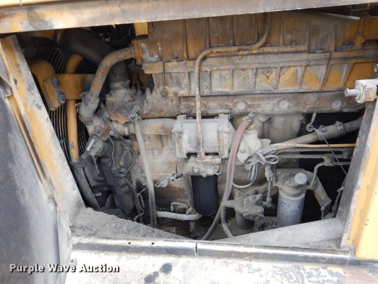 image for item DL5861 1991 Caterpillar 235C  excavator