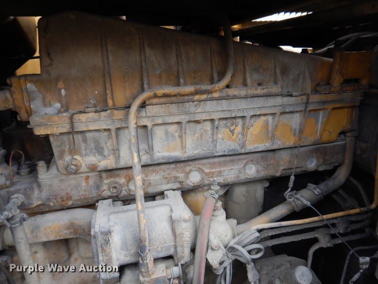 image for item DL5861 1991 Caterpillar 235C  excavator