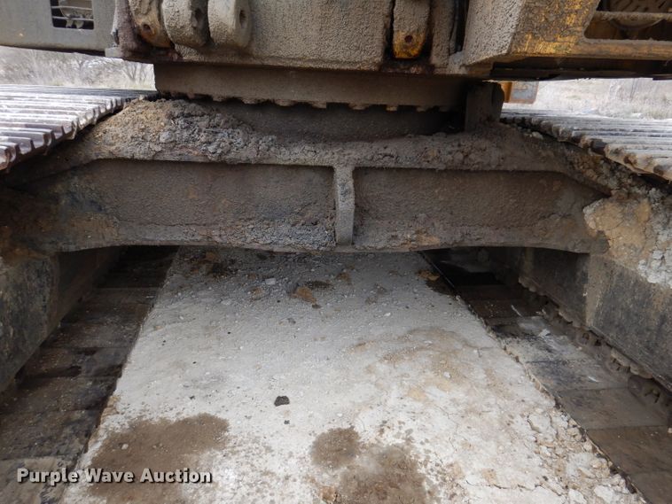 image for item DL5861 1991 Caterpillar 235C  excavator