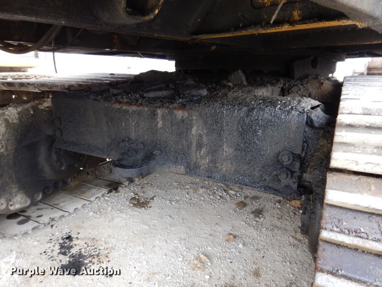 image for item DL5861 1991 Caterpillar 235C  excavator