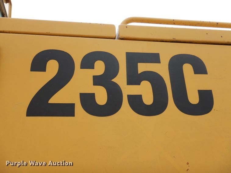 image for item DL5861 1991 Caterpillar 235C  excavator