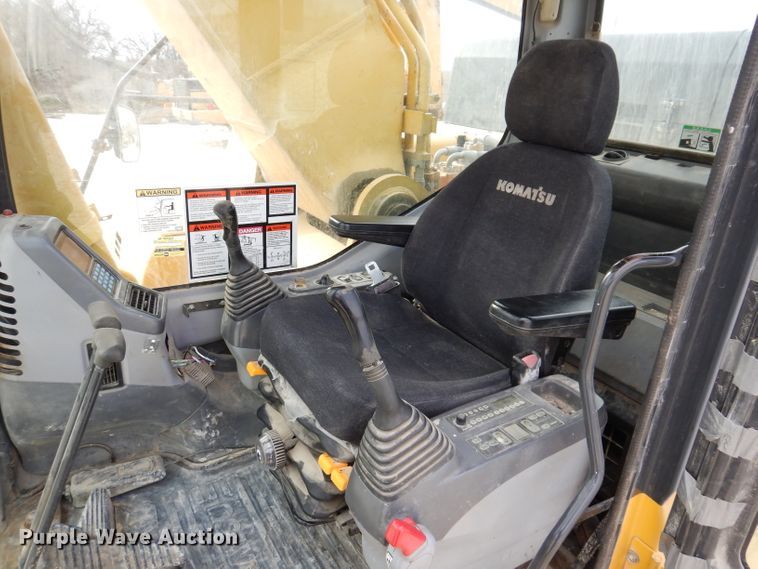 image for item DL5862 2006 Komatsu PC400LC  excavator