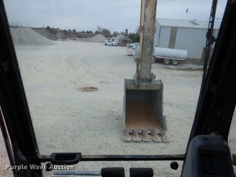 image for item DL5862 2006 Komatsu PC400LC  excavator