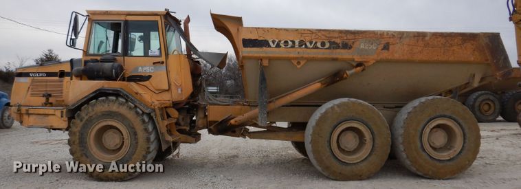 image for item DL5863 1999 Volvo A25C  haul truck