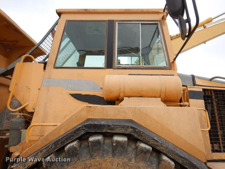 image for item DL5863 1999 Volvo A25C  haul truck