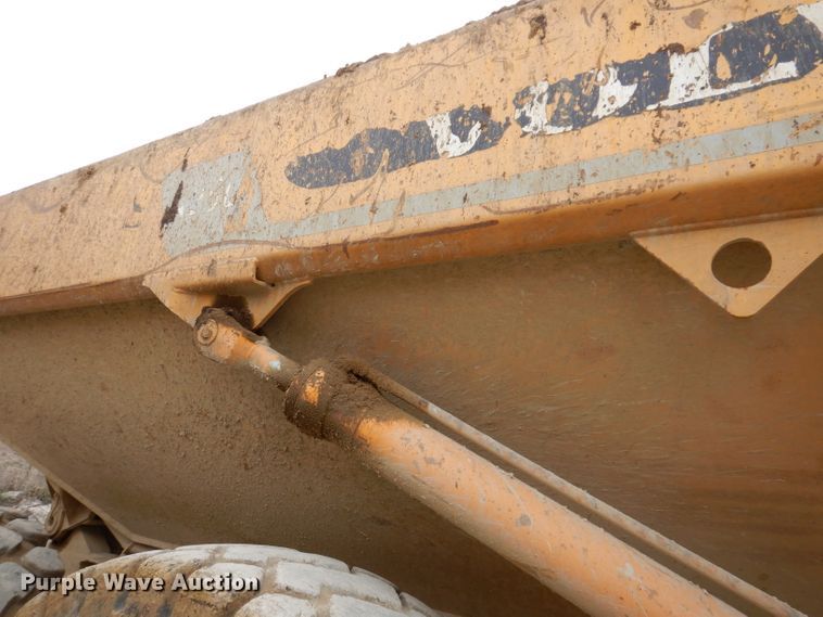 image for item DL5863 1999 Volvo A25C  haul truck