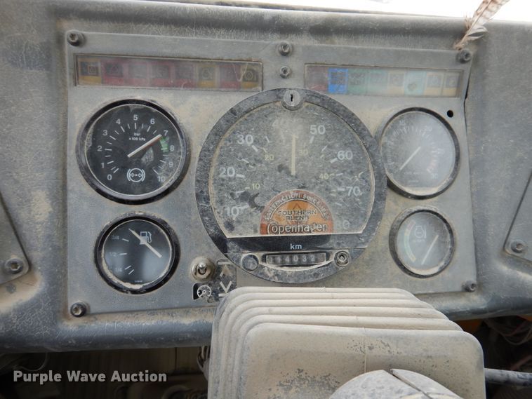 image for item DL5863 1999 Volvo A25C  haul truck