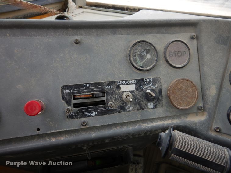 image for item DL5863 1999 Volvo A25C  haul truck