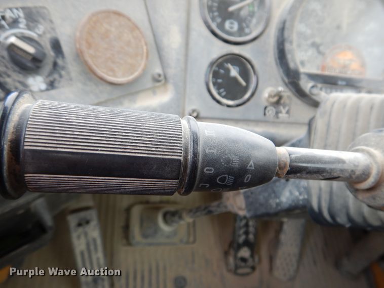 image for item DL5863 1999 Volvo A25C  haul truck