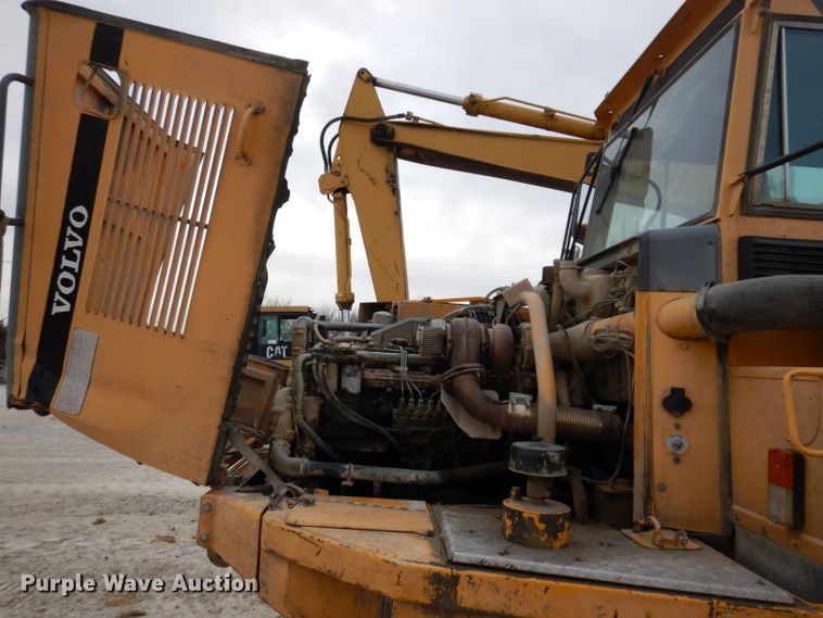 image for item DL5863 1999 Volvo A25C  haul truck