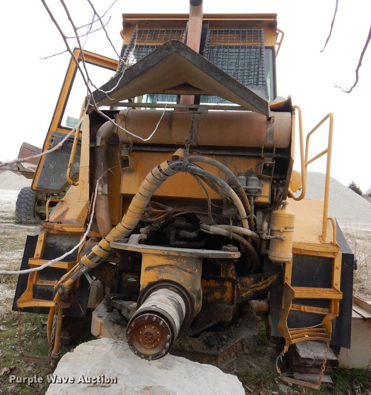 image for item DL5866 Volvo A25C  cab parts