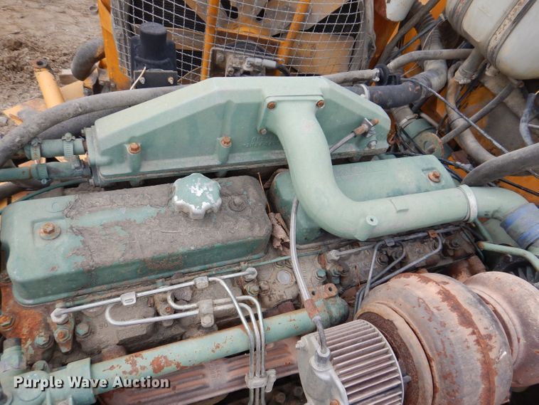 image for item DL5866 Volvo A25C  cab parts