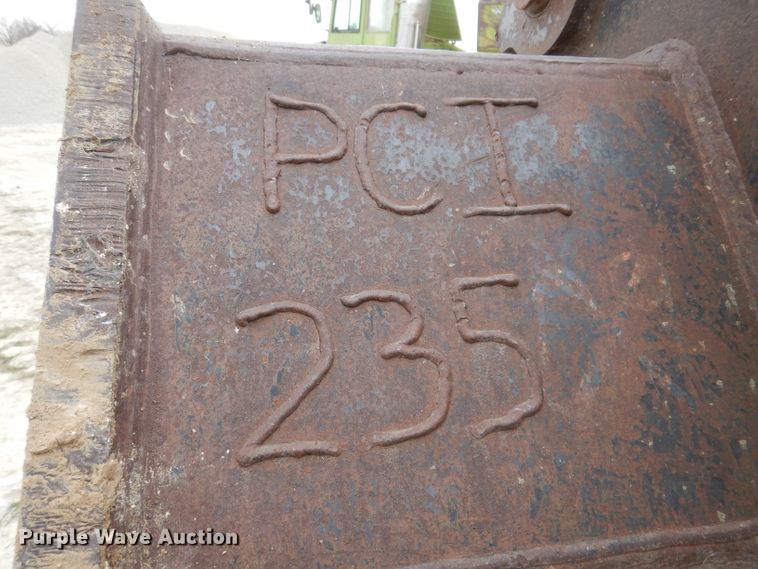 image for item DL5868 60" W excavator bucket