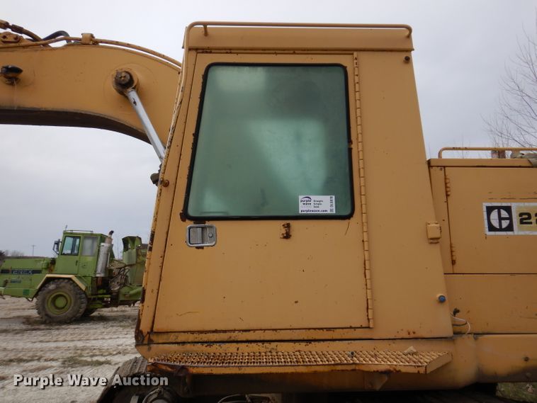 image for item DL5870 1978 Caterpillar 225  excavator