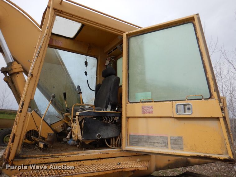 image for item DL5870 1978 Caterpillar 225  excavator