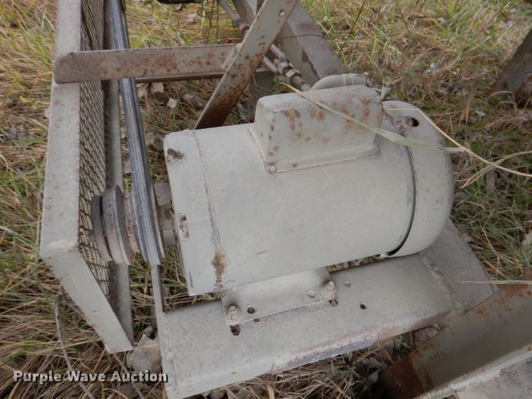 image for item DL5871 Hopper