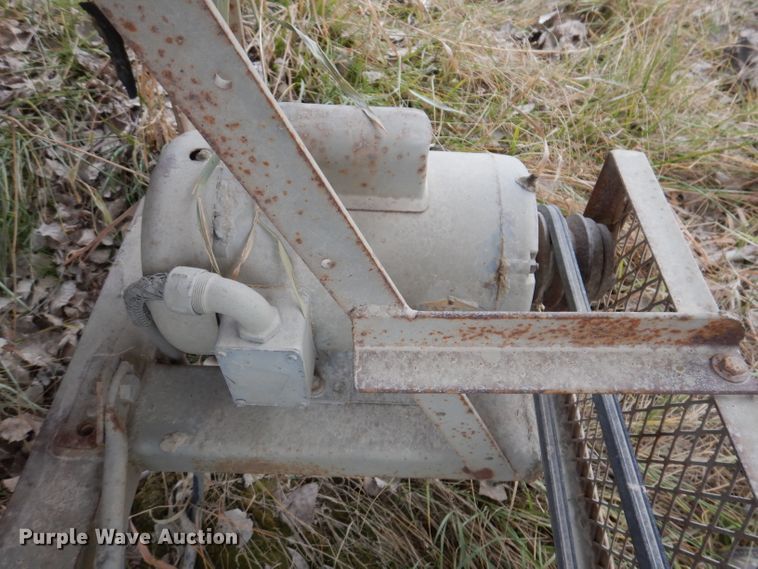 image for item DL5871 Hopper