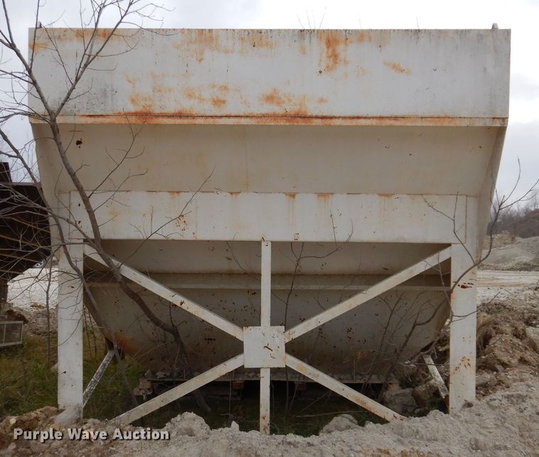 image for item DL5872 Hopper