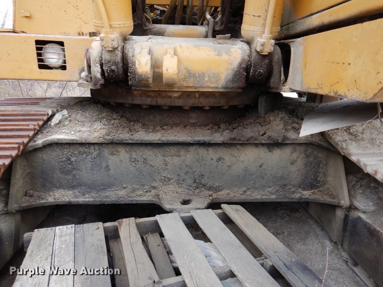 image for item DL5873 1991 Caterpillar 235C  excavator