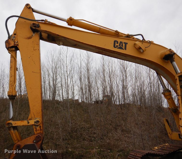 image for item DL5873 1991 Caterpillar 235C  excavator