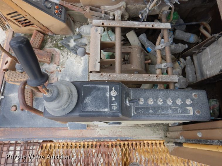 image for item DL5873 1991 Caterpillar 235C  excavator