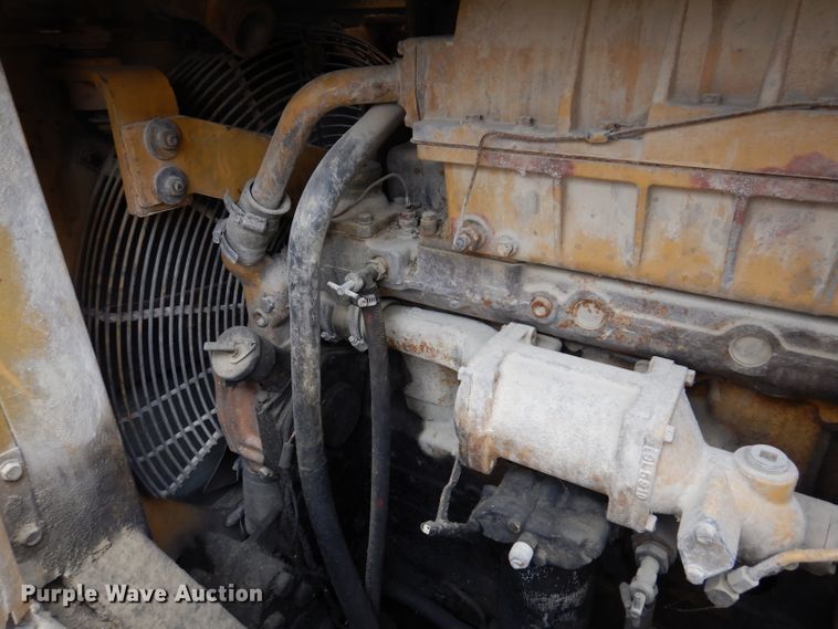 image for item DL5873 1991 Caterpillar 235C  excavator