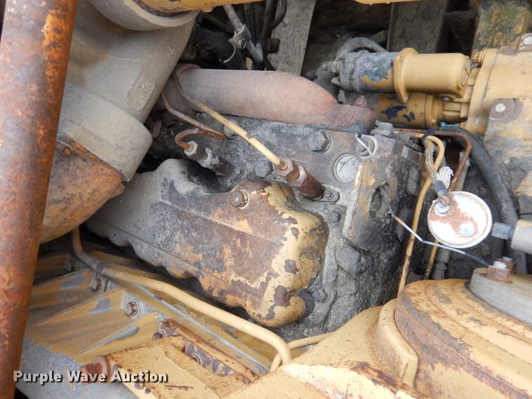 image for item DL5873 1991 Caterpillar 235C  excavator