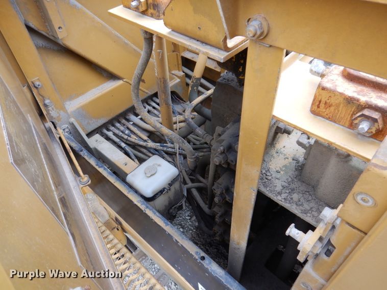 image for item DL5873 1991 Caterpillar 235C  excavator